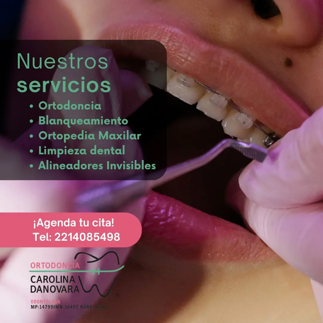 Consultorio de ortodoncia moderno con equipamiento avanzado